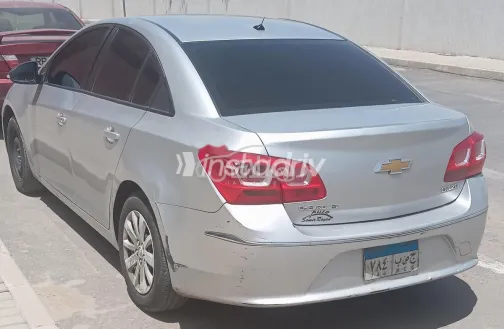 Chevrolet Cruze 2017 White Used for Sale - 7