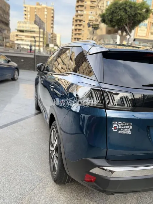 بيجو 3008 2022 أزرق غامق مستعملة للبيع - 5