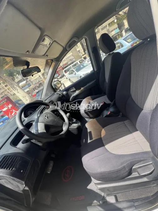 Hyundai Matrix 2009 Silver Used for Sale - 4