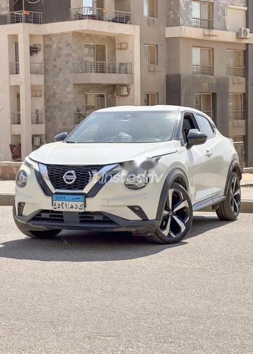 Nissan Juke 2022 White Used for Sale - 1