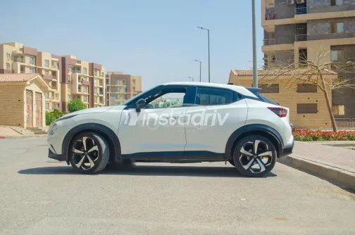 Nissan Juke 2022 White Used for Sale - 5