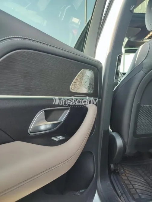 Mercedes GLE 2021 Silver Used for Sale - 4