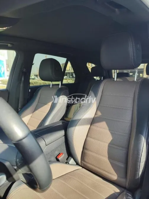Mercedes GLE 2021 Silver Used for Sale - 9