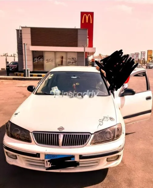 Nissan Sunny 2001 White Used for Sale - 1
