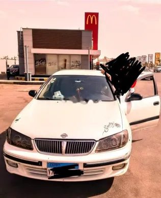 Nissan Sunny 2001 White Used for Sale