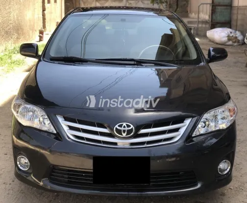Toyota Corolla 2013 Black Used for Sale - 2
