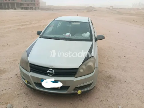Opel Astra 2009 White Used for Sale - 1