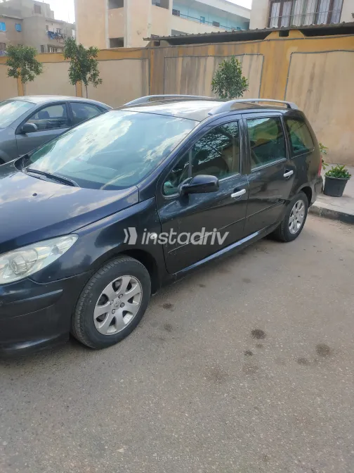 Peugeot 307 2007 White Used for Sale - 1
