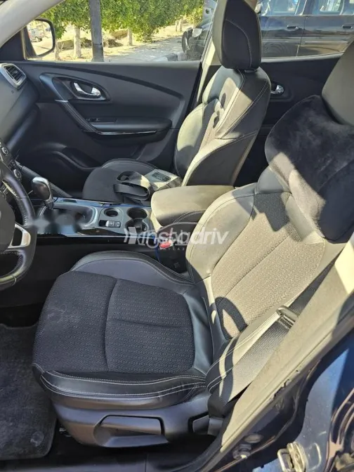 Renault Kadjar 2017 White Used for Sale - 9