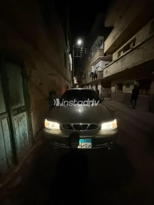 دايو نوبيرا 1 1998 ذهبي مستعملة للبيع - 1