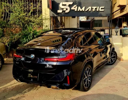 بي ام دبليو X4 2023 أزرق غامق مستعملة للبيع - 6
