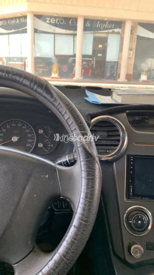 Kia Carens 2010 Black Used for Sale - 3