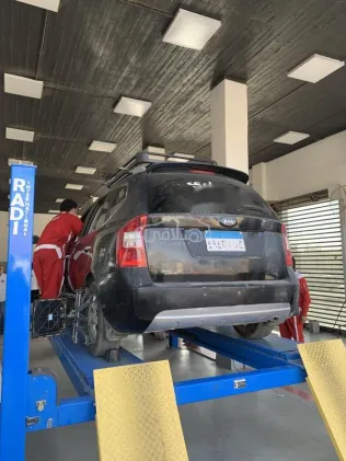 Kia Carens 2010 Black Used for Sale