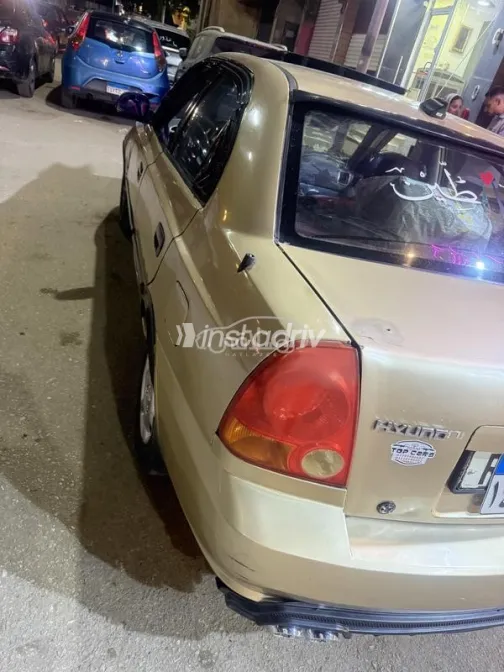 Hyundai Verna 2007 Gold Used for Sale - 2