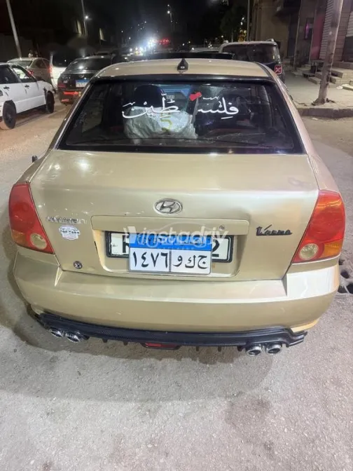 Hyundai Verna 2007 Gold Used for Sale - 3