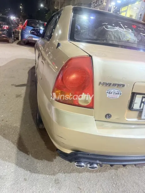 Hyundai Verna 2007 Gold Used for Sale - 8