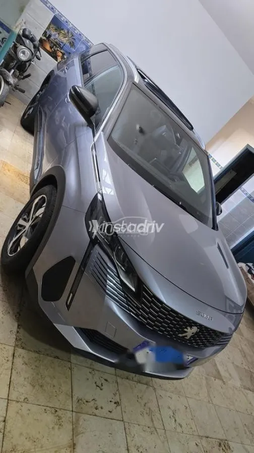 Peugeot 5008 2004 Gray Used for Sale - 2