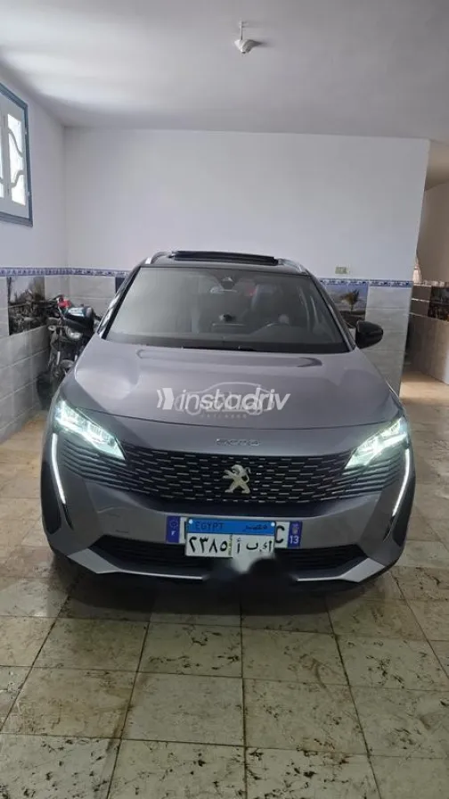 Peugeot 5008 2004 Gray Used for Sale - 3