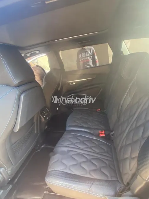 Peugeot 5008 2004 Gray Used for Sale - 7