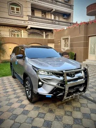 Toyota Fortuner 2025 Silver Used for Sale