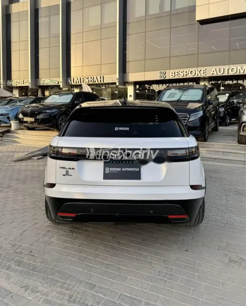 Land Rover Velar 2024 White Used for Sale - 10
