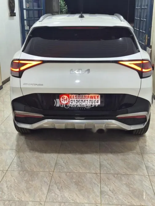 Kia Sportage L 2023 White Used for Sale - 5
