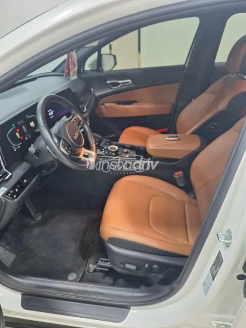 Kia Sportage L 2023 White Used for Sale - 6
