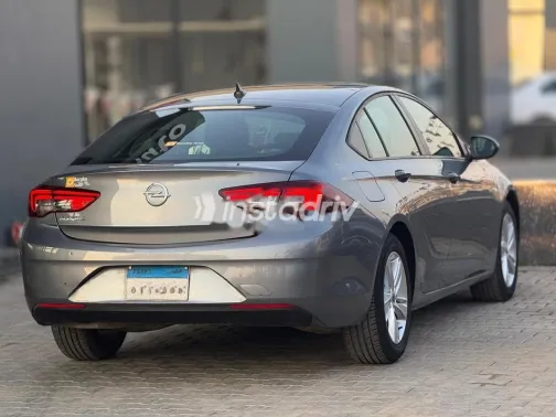 Opel Insignia 2019 Silver Used for Sale - 3