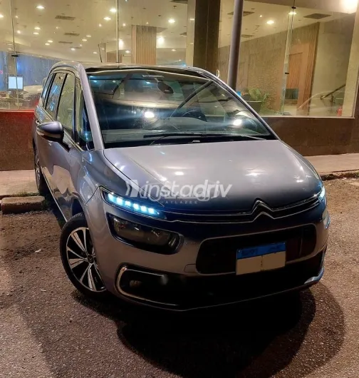 سيتروين c4 جراند بيكاسو 2019 رمادي غامق مستعملة للبيع - 3