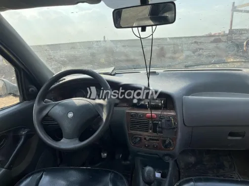 Fiat Siena 2000 Silver Used for Sale - 1