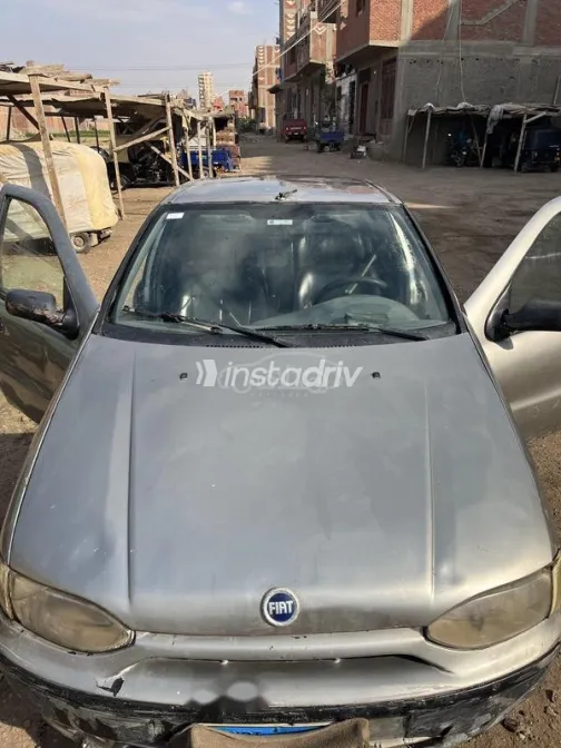 Fiat Siena 2000 Silver Used for Sale - 5