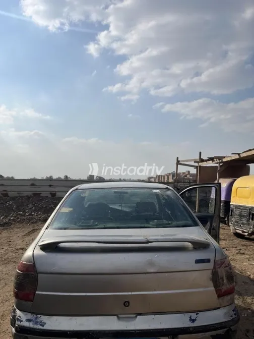 Fiat Siena 2000 Silver Used for Sale - 7