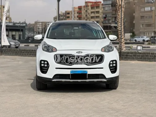 Kia Sportage 2017 White Used for Sale - 9