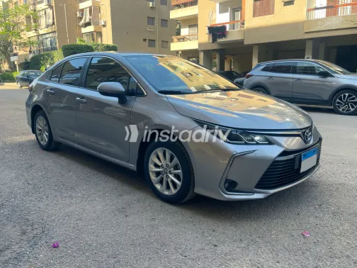 Toyota Corolla 2021 White Used for Sale - 1