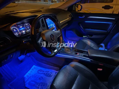 Renault Megane 2022 White Used for Sale - 7