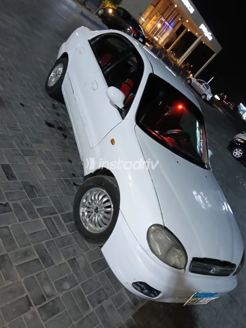 Chevrolet Lanos 2011 White Used for Sale - 2