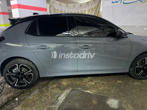 اوبل كورسا 2025 أبيض مستعملة للبيع - 5