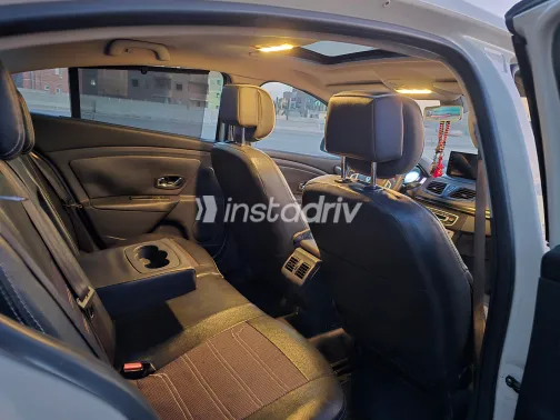 Renault Fluence 2013 White Used for Sale - 9