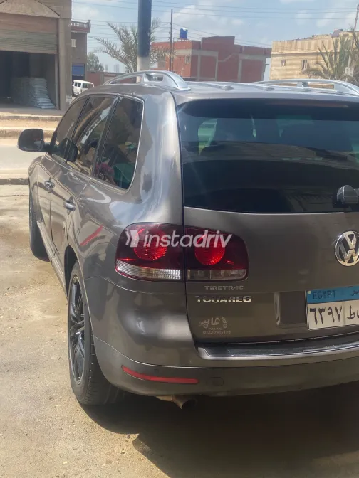 Volkswagen Touareg 2009 White Used for Sale - 8