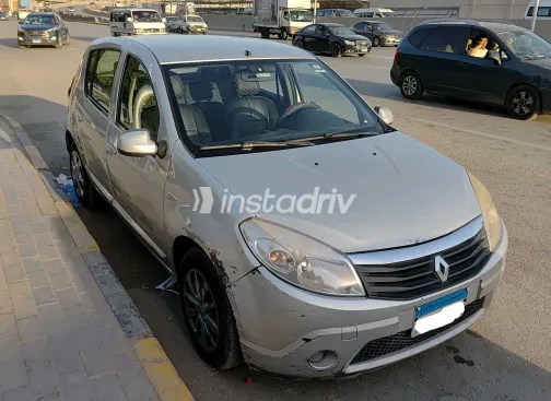 رينو سانديرو 2013 أبيض مستعملة للبيع - 5