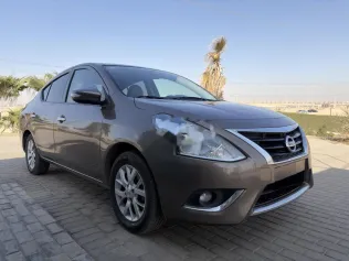 نيسان صنى 2021 برونزي مستعملة للبيع