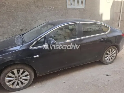 سكودا اوكتافيا A5 2006 فضي مستعملة للبيع - 1