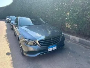 مرسيدس 200 2020 رمادي مستعملة للبيع