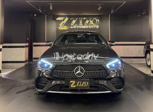 مرسيدس E 200 2021 أسود مستعملة للبيع - 1