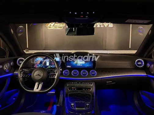 مرسيدس E 200 2021 أسود مستعملة للبيع - 10