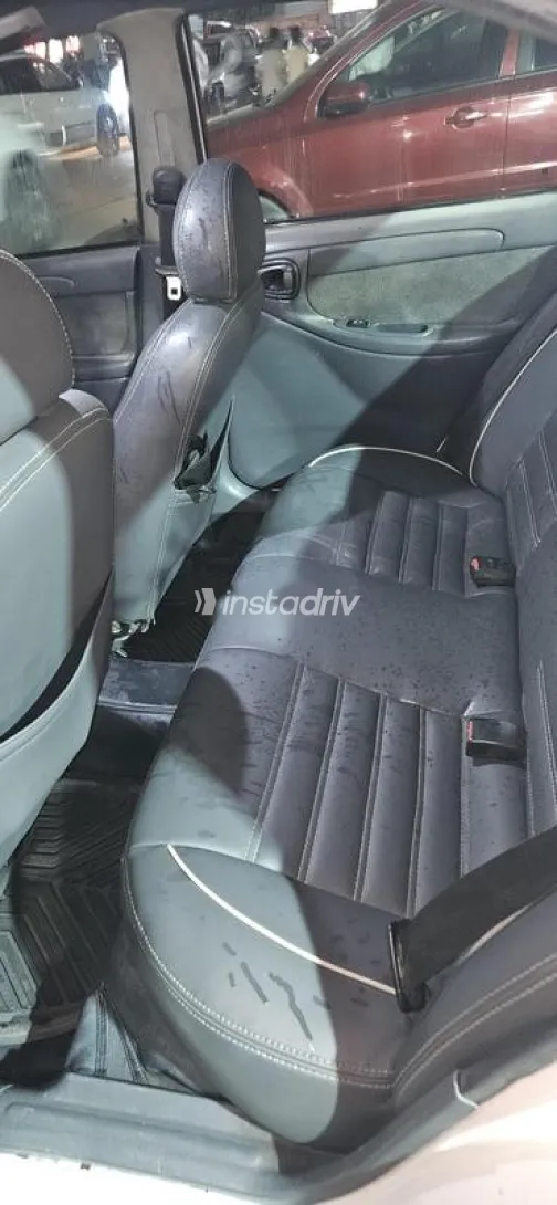 Chevrolet Lanos 2010 White Used for Sale - 2