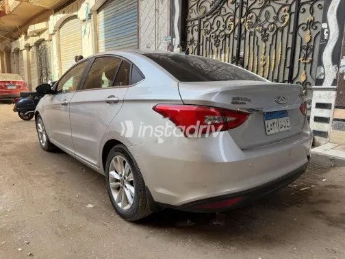 شيرى اريزو 5 2020 فضي مستعملة للبيع - 2