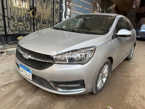 شيرى اريزو 5 2020 فضي مستعملة للبيع - 4