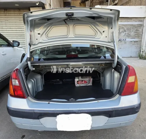 رينو كليو 2003 فضي مستعملة للبيع - 2