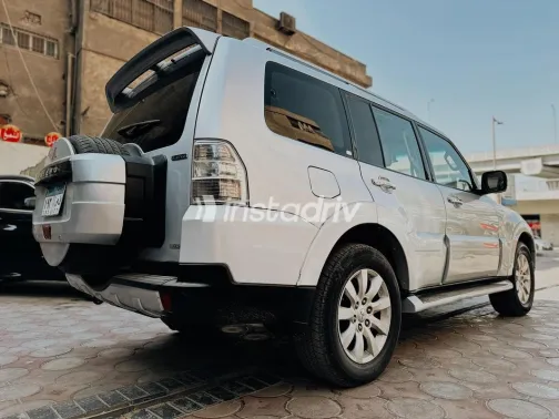 Mitsubishi Pajero 2009 Silver Used for Sale - 5